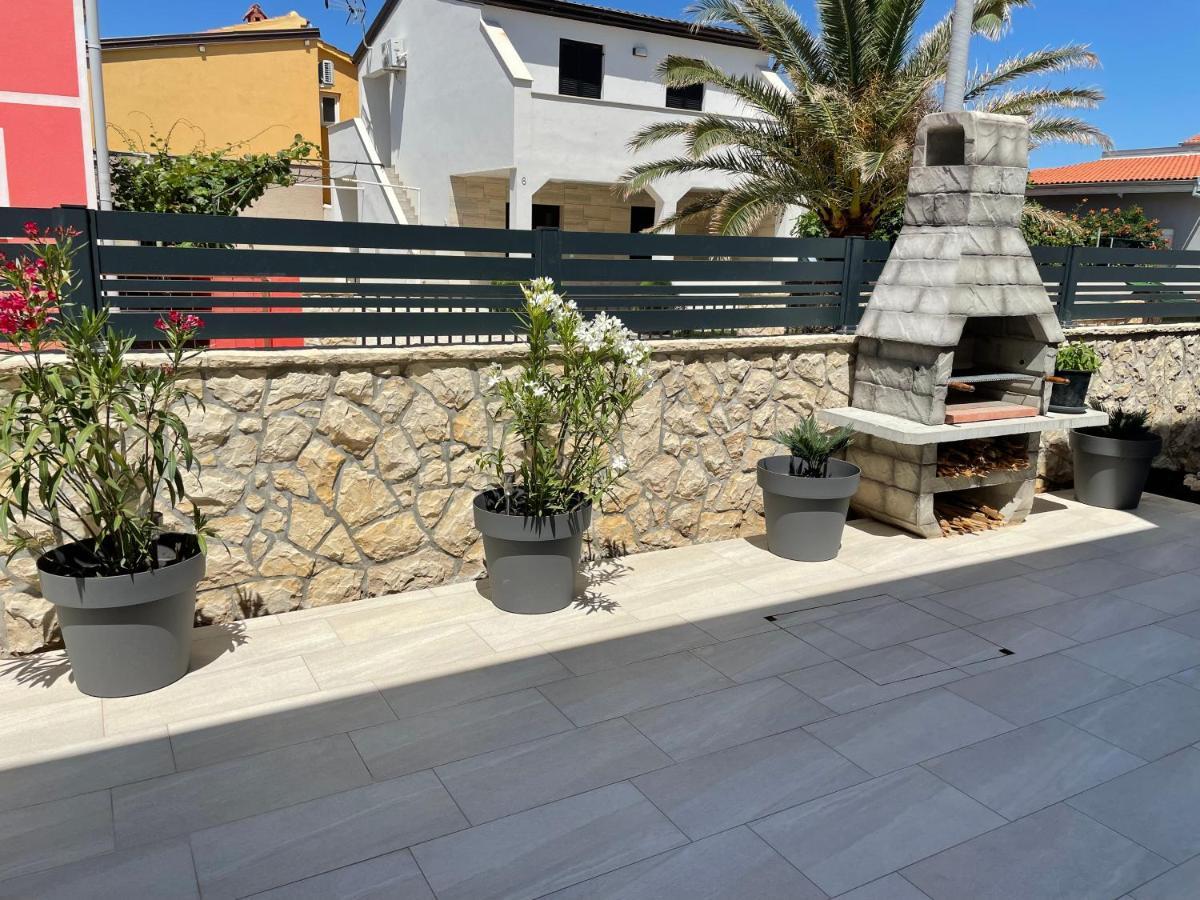 Apartmenthouse Ines Vir Exterior foto